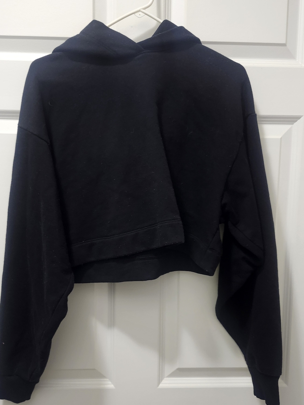 Alo Black Cropped Hoodie - Women’s Pullover